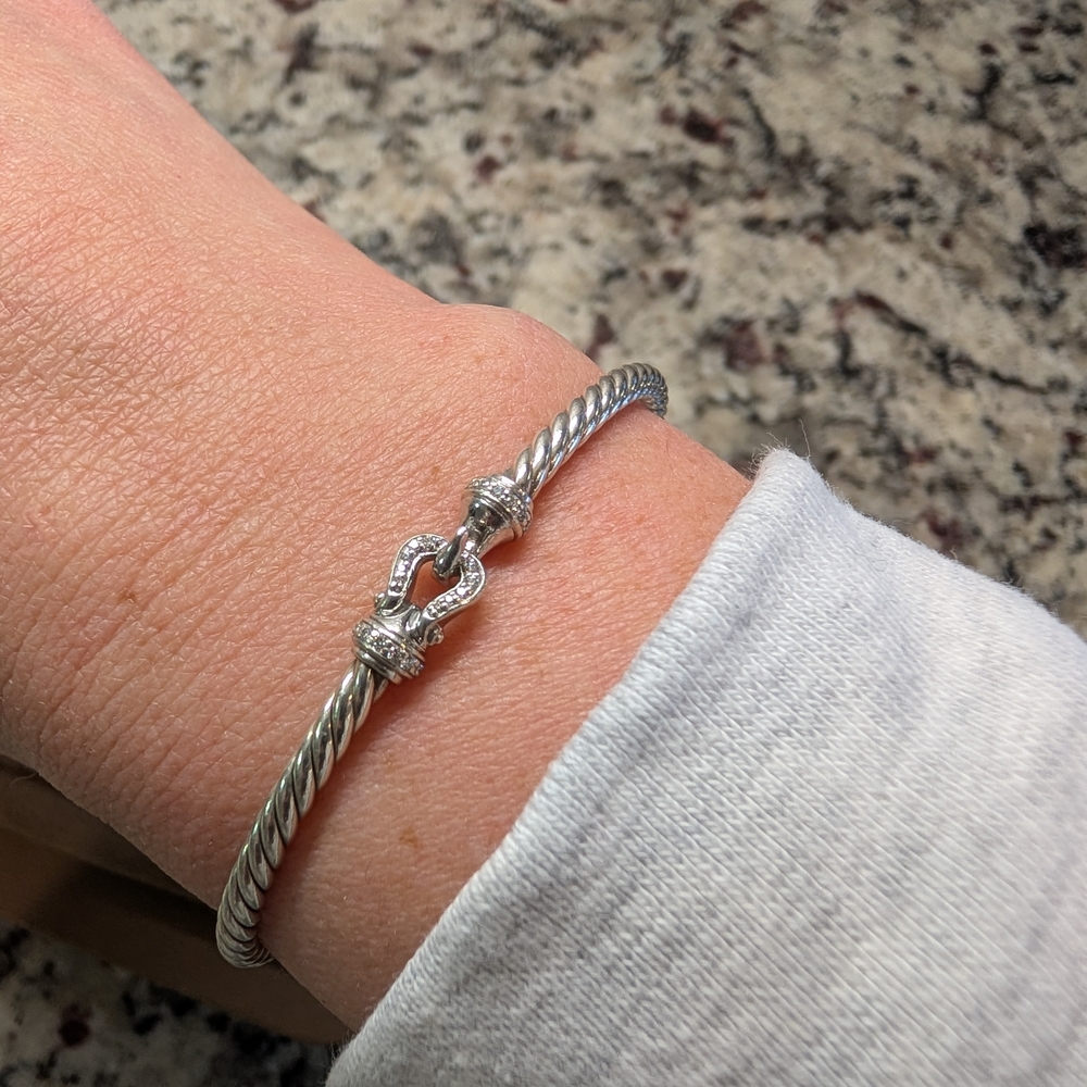 Authentic David Yurman Silver Buckle Cable Bracelet with Diamonds - Picture 9 of 14